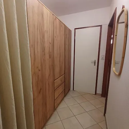 Appartement Waldgefluester *